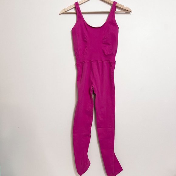 NWOT Free People Movement Good Karma Onesie In Berry - Picture 3 of 6